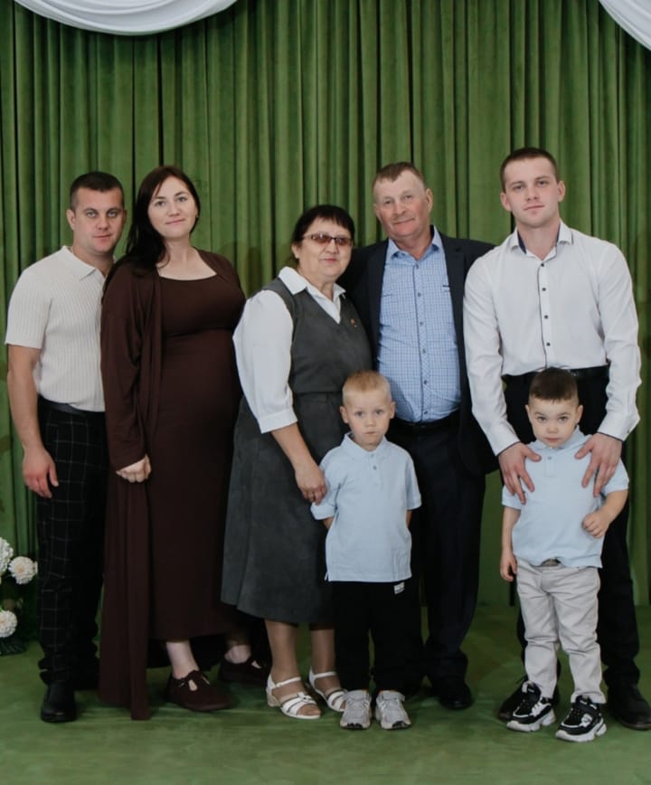 Фото: Мирсияповлар гаиләсе
